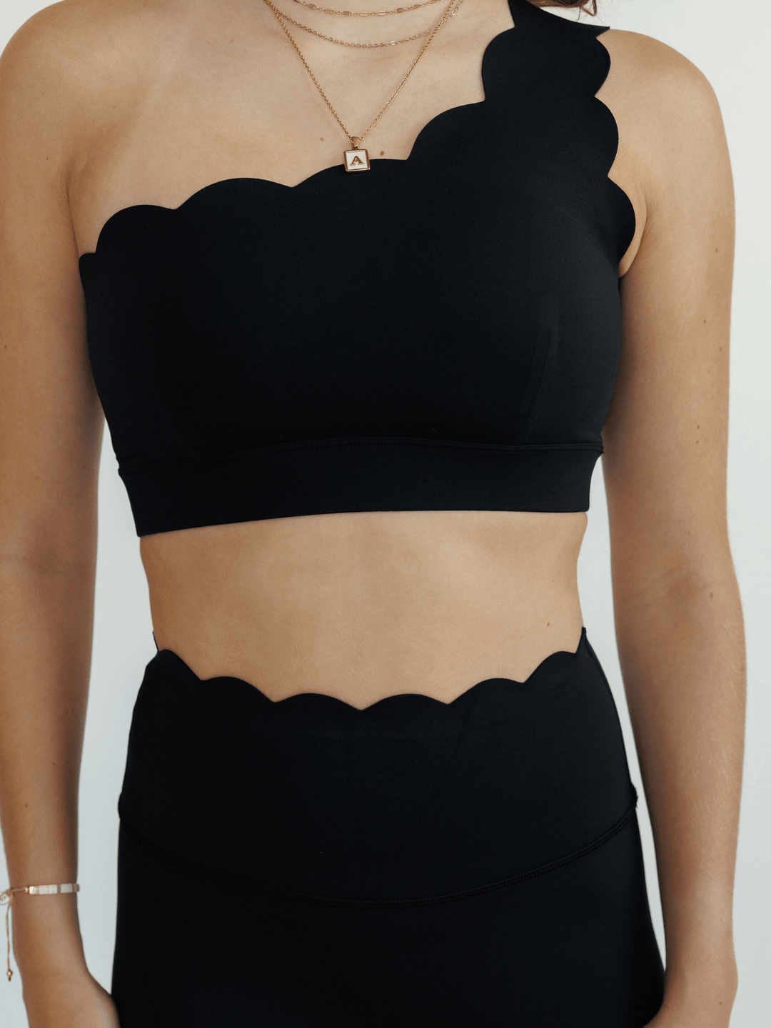 Black "Jasmine" Scallop One Shoulder Sports Bra