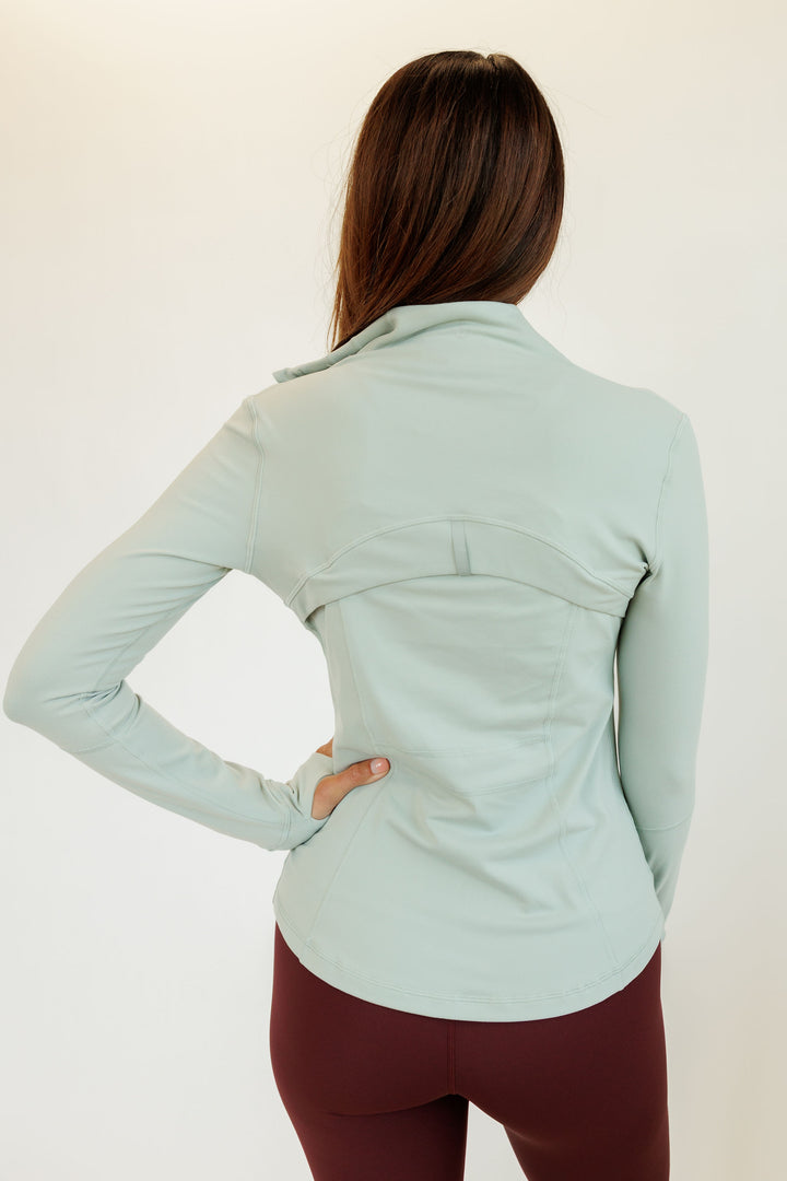 Lilly Green "Isabella" Lightweight Fitted Full Zip Active Jacket