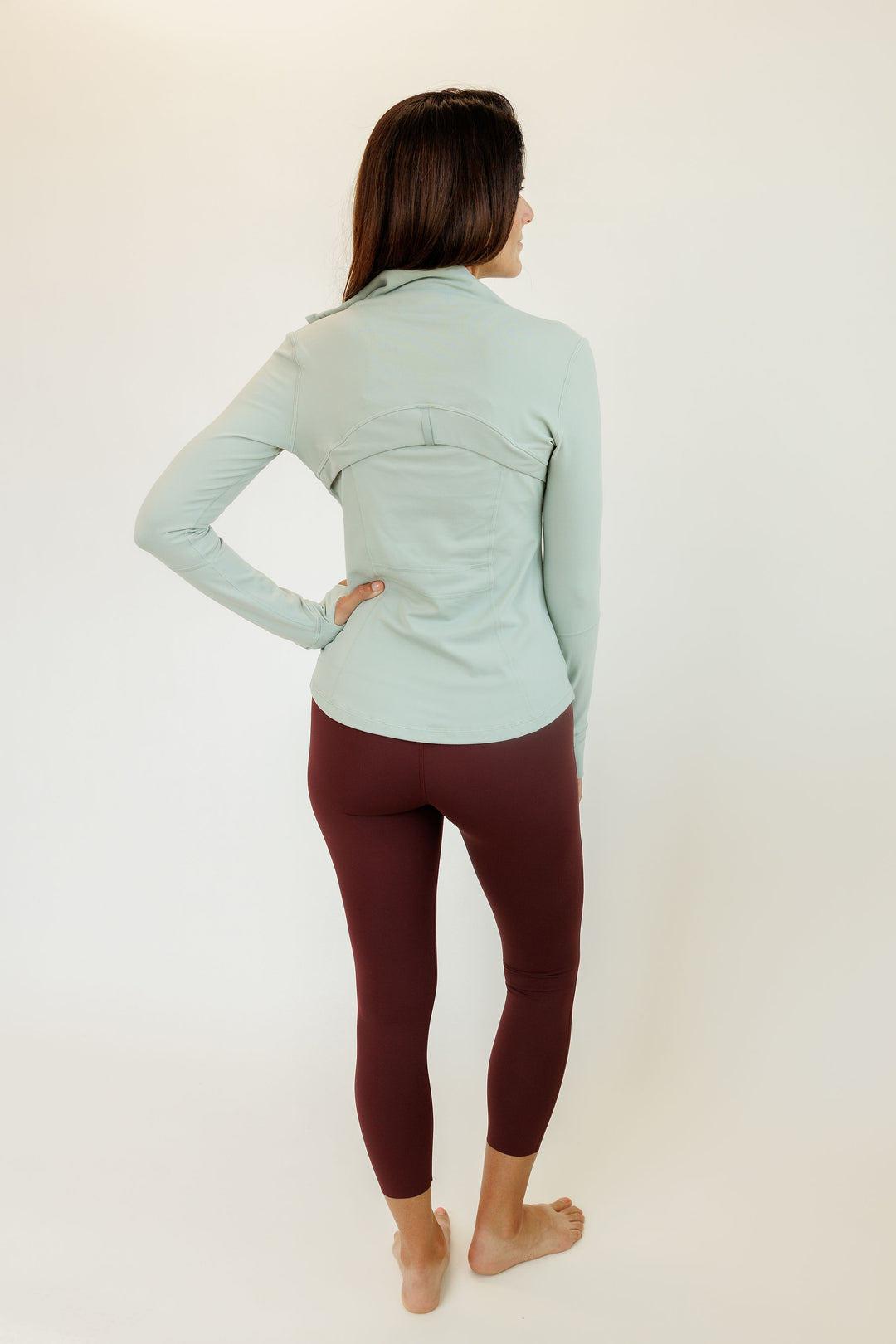 Lilly Green "Isabella" Lightweight Fitted Full Zip Active Jacket